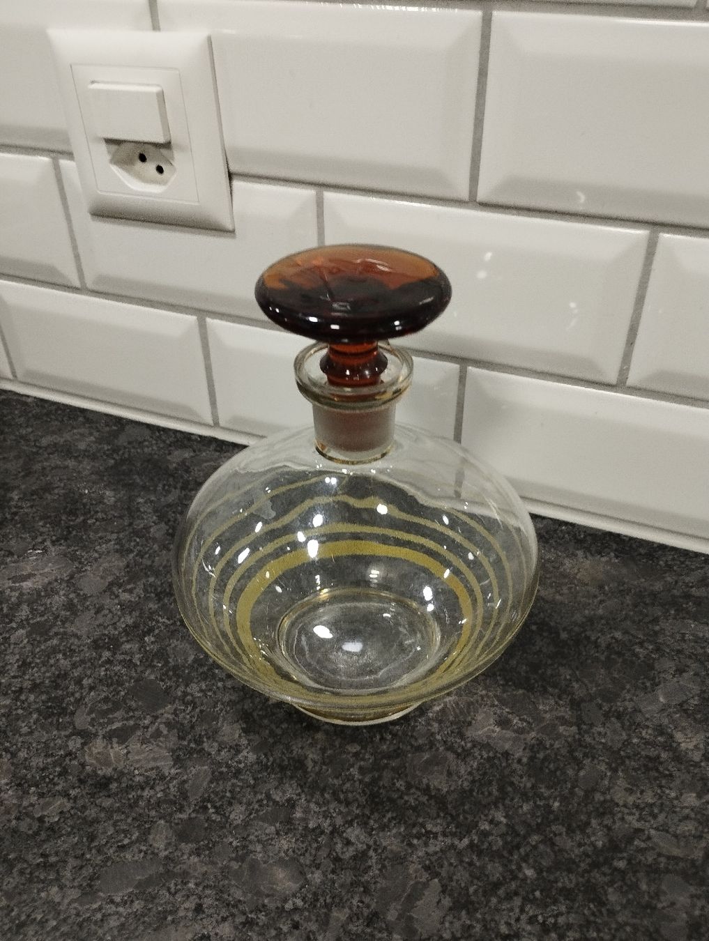 Karaffen: carafe vintage 20cm – Gebraucht aus Genève von Octo-puces