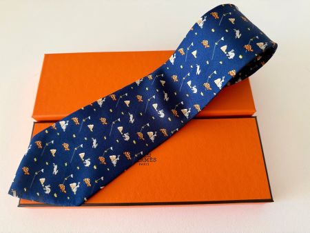 Cravate HERMES-Paris „The Hare & the Turtle“ + petit box
