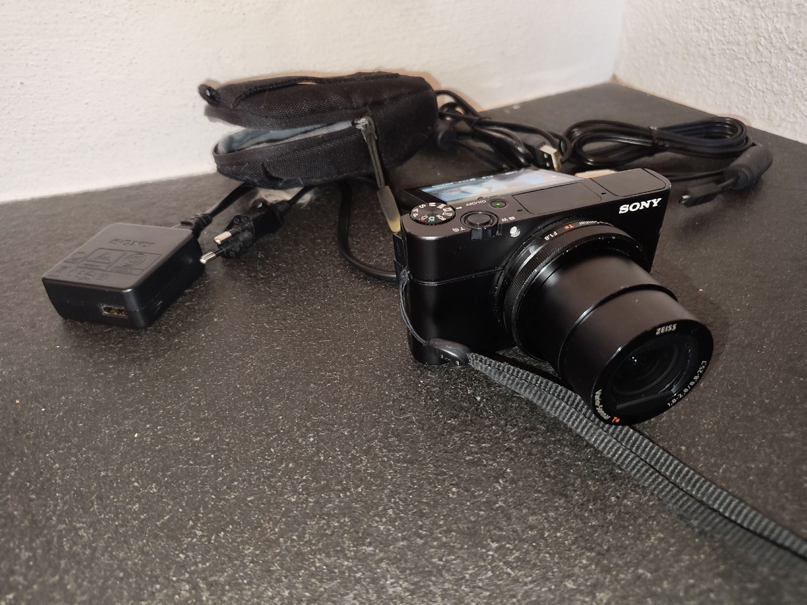 Sony Kamera: Sony DSC-RX100M3 – Gebraucht aus Niederglatt SG von bella2022 1
