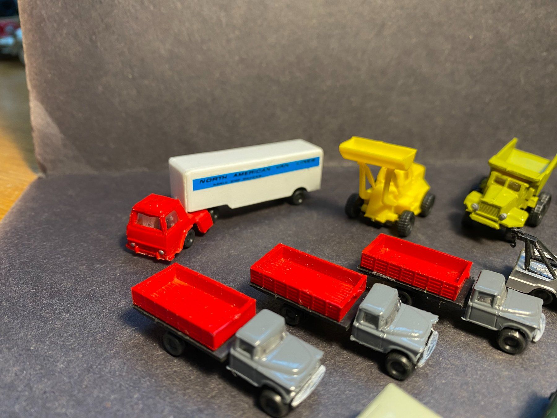Modellini di ferrovie: Bachmann Spur N Autos und Lastwagen – Usato da Spiez venduto da Mlandcruiser 3