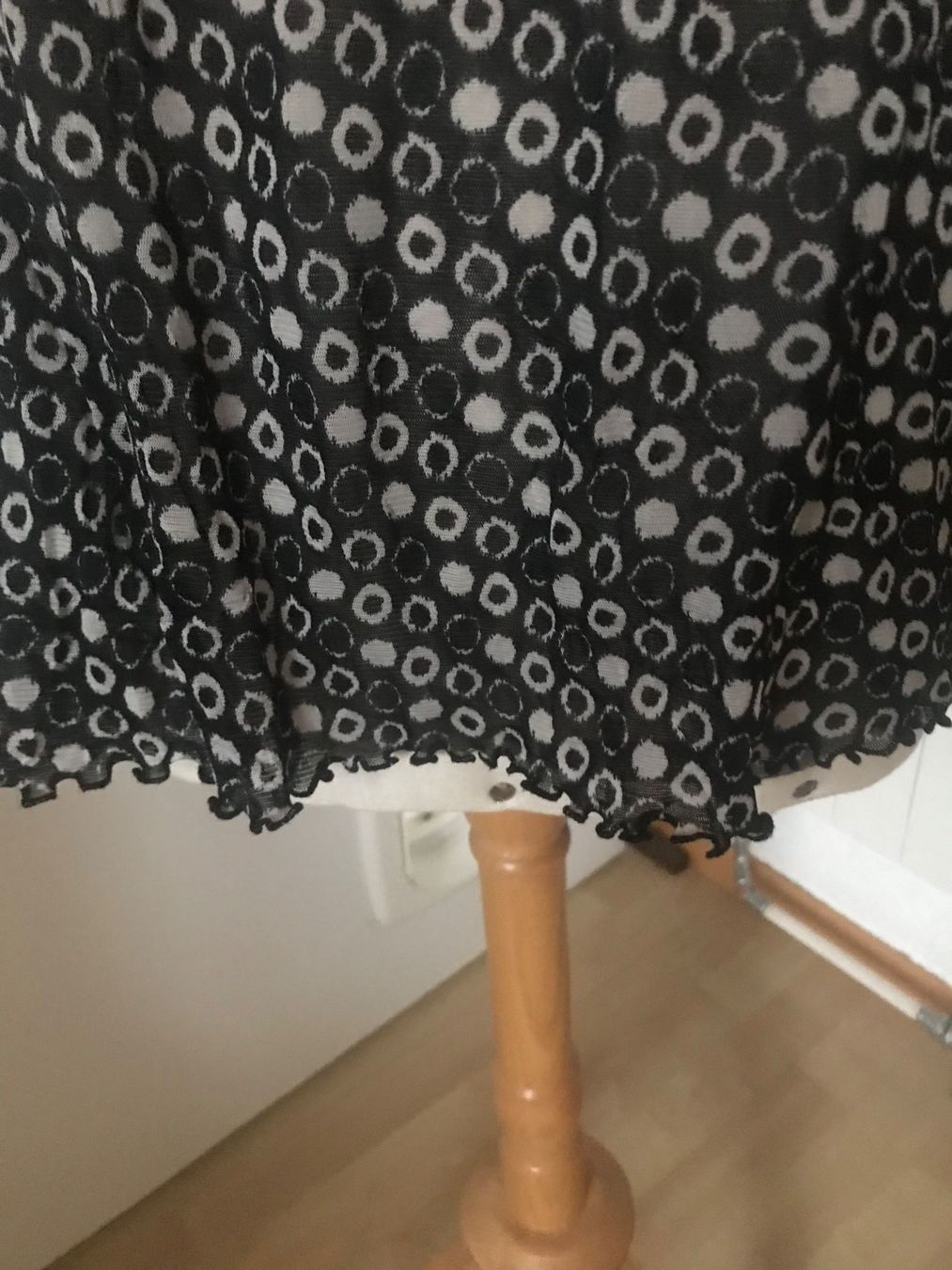 T-shirt: Zeitlos bei Luana Gr. 2 – Usato da Niederurnen venduto da Guste 2