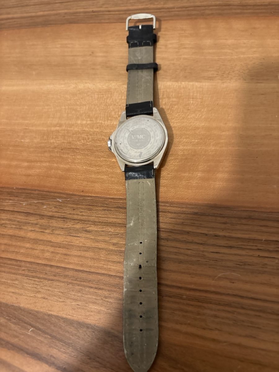 Orologi: Armbanduhr schwarz Lederarmband – Usato da st.gallen venduto da Garagen_Verkauf 1