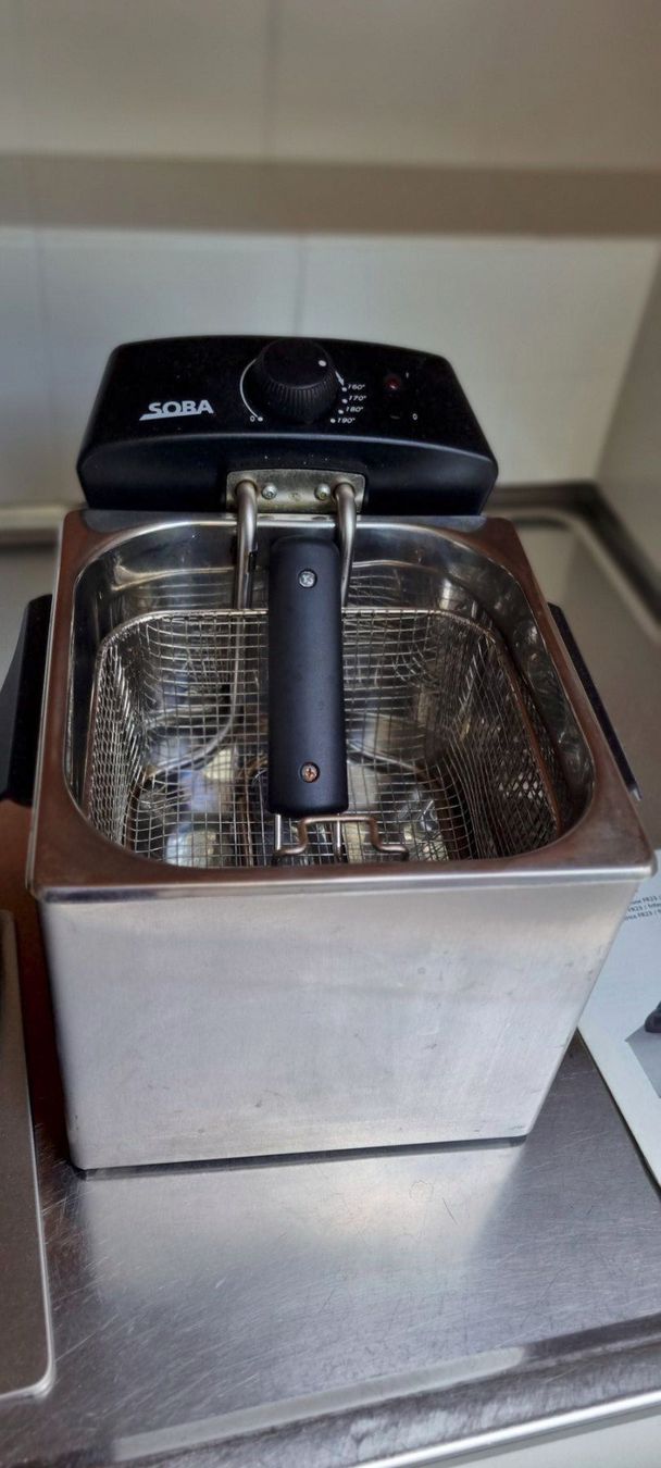 Appareils de cuisine: SOBA FRITTEUSE – MODELL FR 23 – D'occasion à Derendingen par Rider3 1