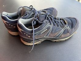 Hochwertige Lowa Wanderschuhe / Outdoorschuhe – Grösse 39,5