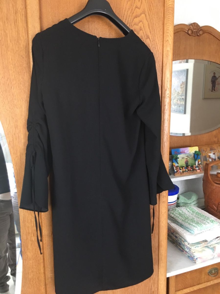 Vestiti: Vestito elegante  – Usato da Schwyz venduto da Francesca54 1