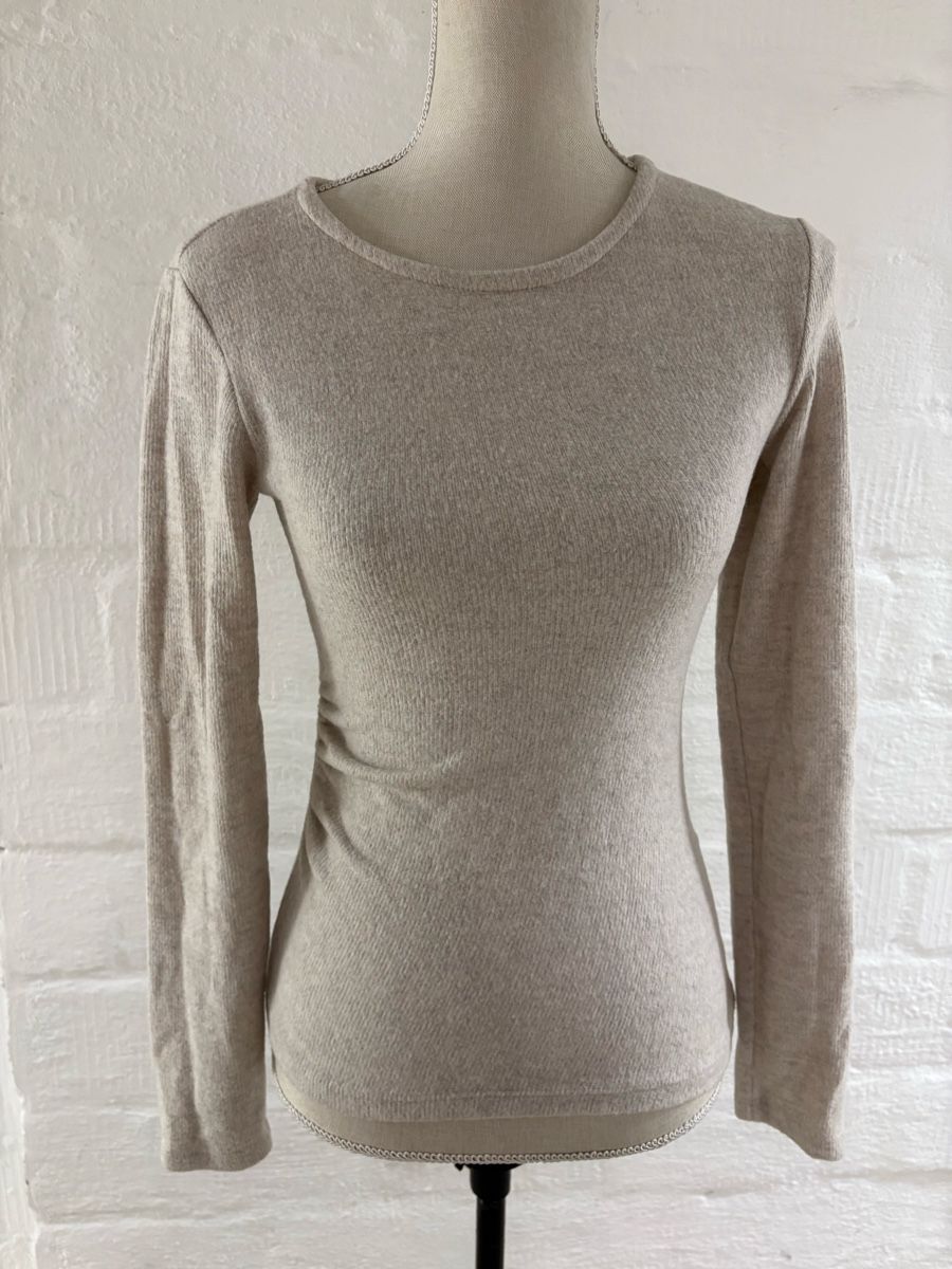 Pull&Bear Pulls & Sweat-shirts: Damen Langarmshirt,Gr.M(S);Pull&Bear  – D'occasion à Winterthur par Nena222