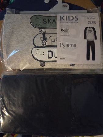 Pyjama neu