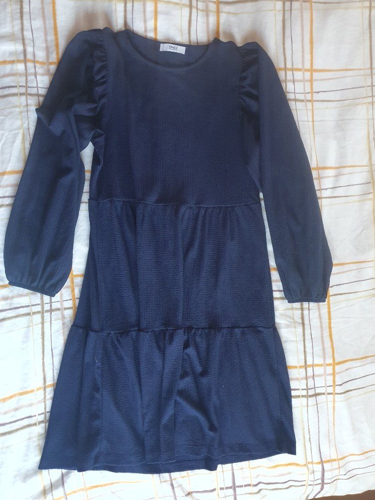 Only Robes: Kleid Only nachtblau 40 – D'occasion à Malters par Moeschi5 1