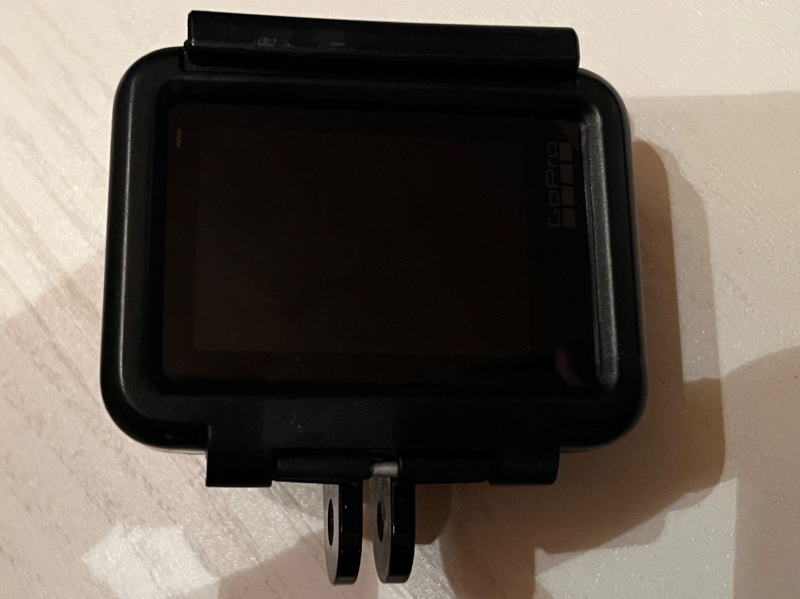 Gopro Action Cam: Gopro 7 mit 2 Akku – Usato da Kerns venduto da melanievd 1