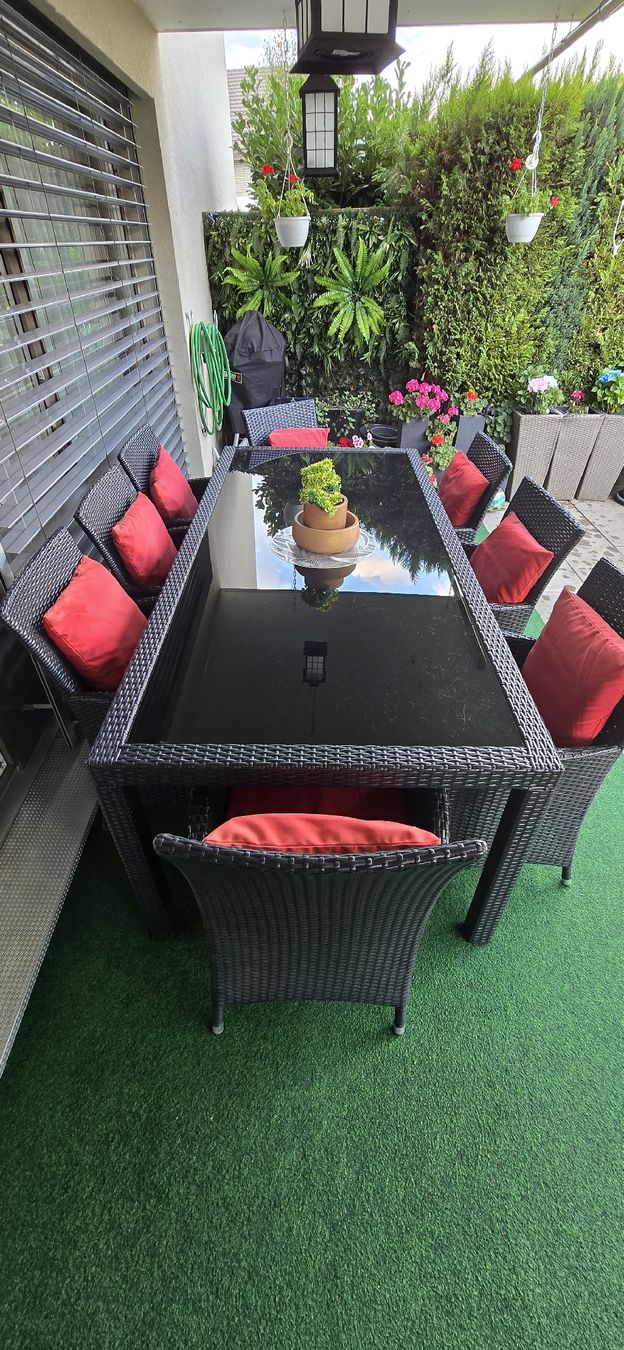 Tischset: Gartentisch-Set mit 8 Stühlen – Gebraucht aus Ettiswil von BlackDiamond_10