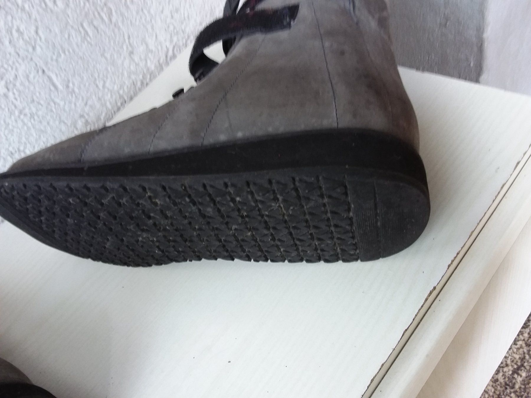 Künzli Scarpe da uomo: Künzli Freizeit oder WandeschuheGrössse 42-43 – Usato da Baden venduto da Katzenbaum27 5