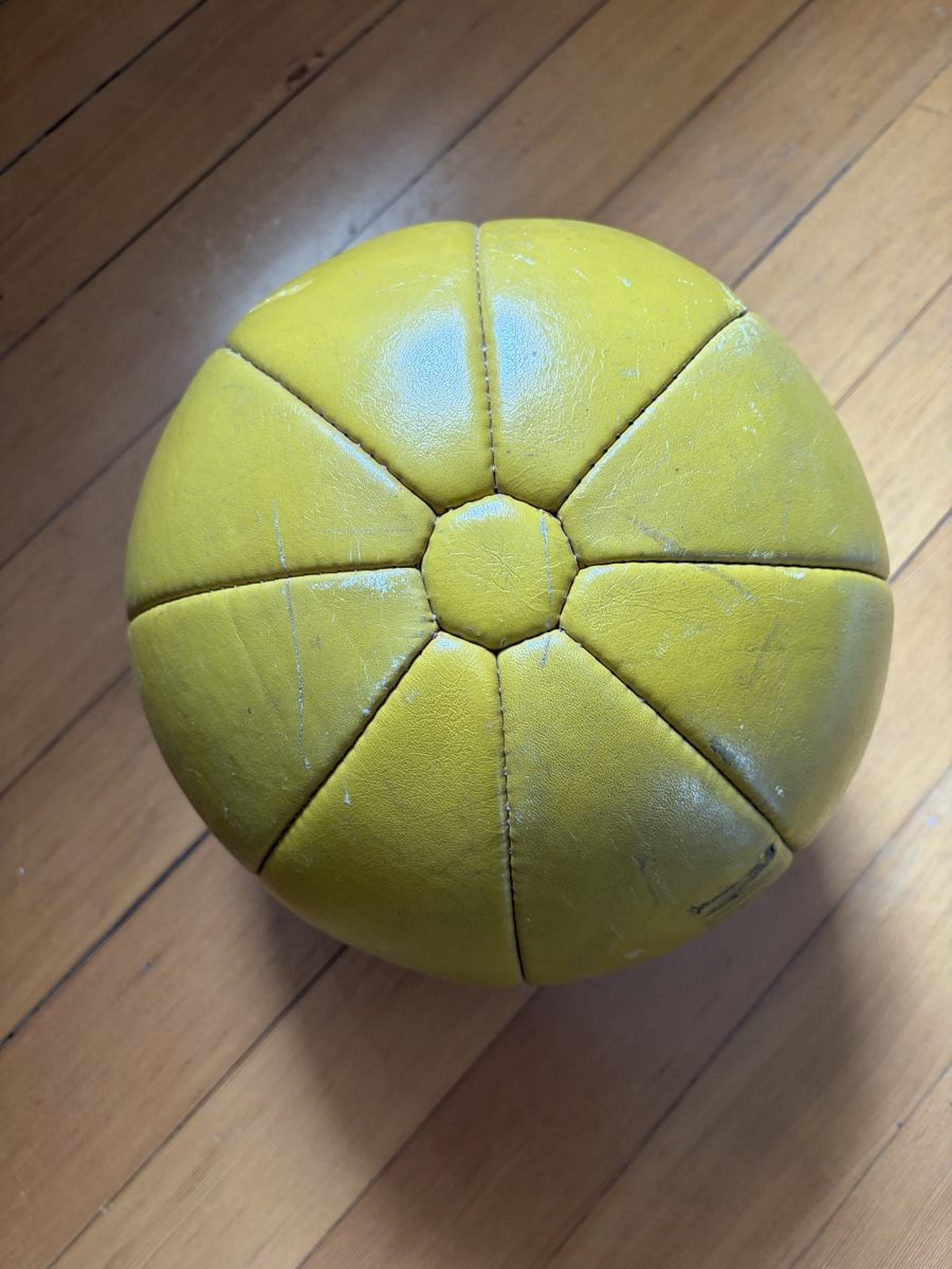 Palloni: Medizinal Ball gelb – Usato da Zuchwil venduto da rah_fjs9 1