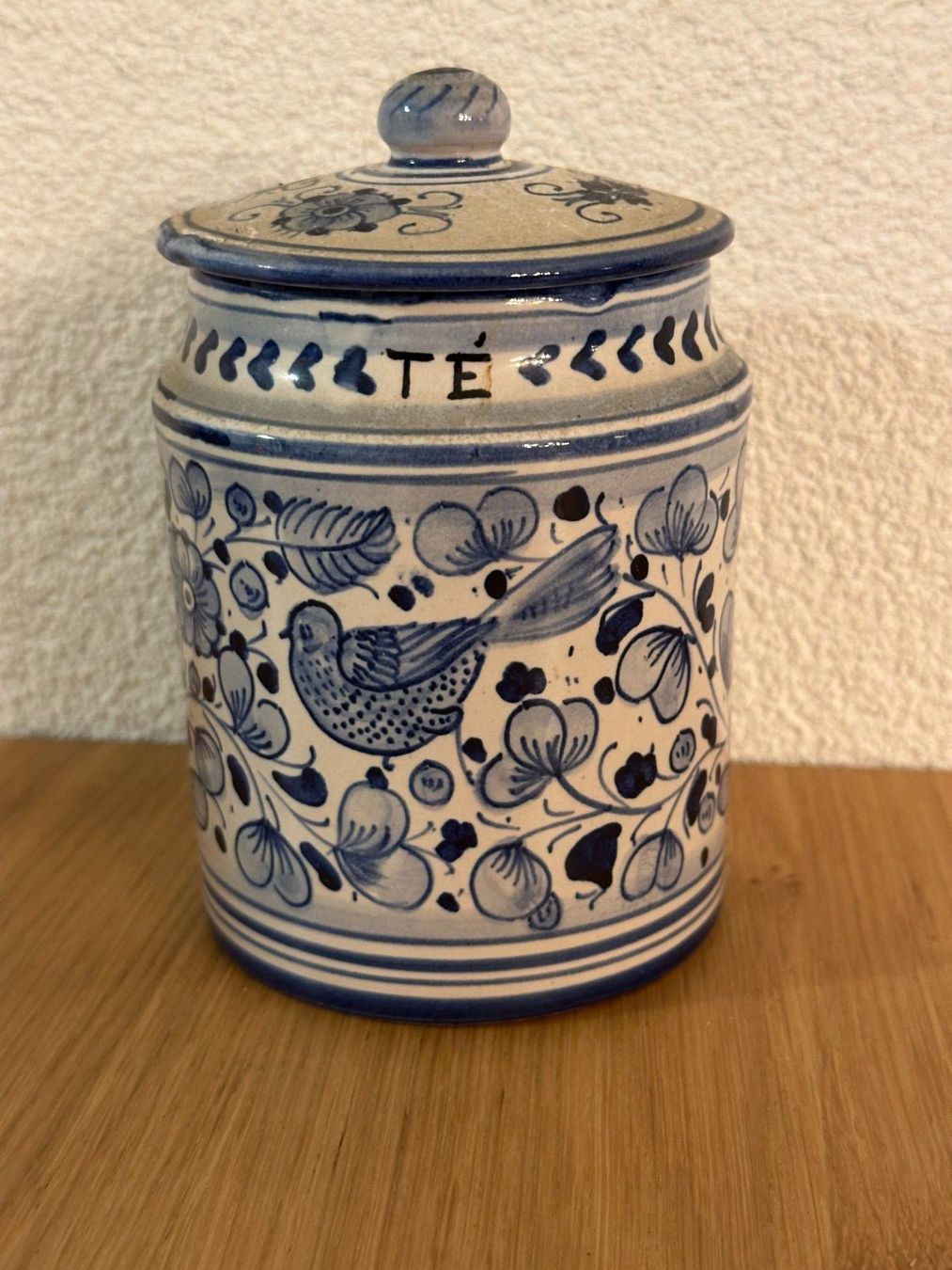 Pot à thé Grazia Deruta (Gebraucht) in Châtillon FR für CHF 1 – mit ...