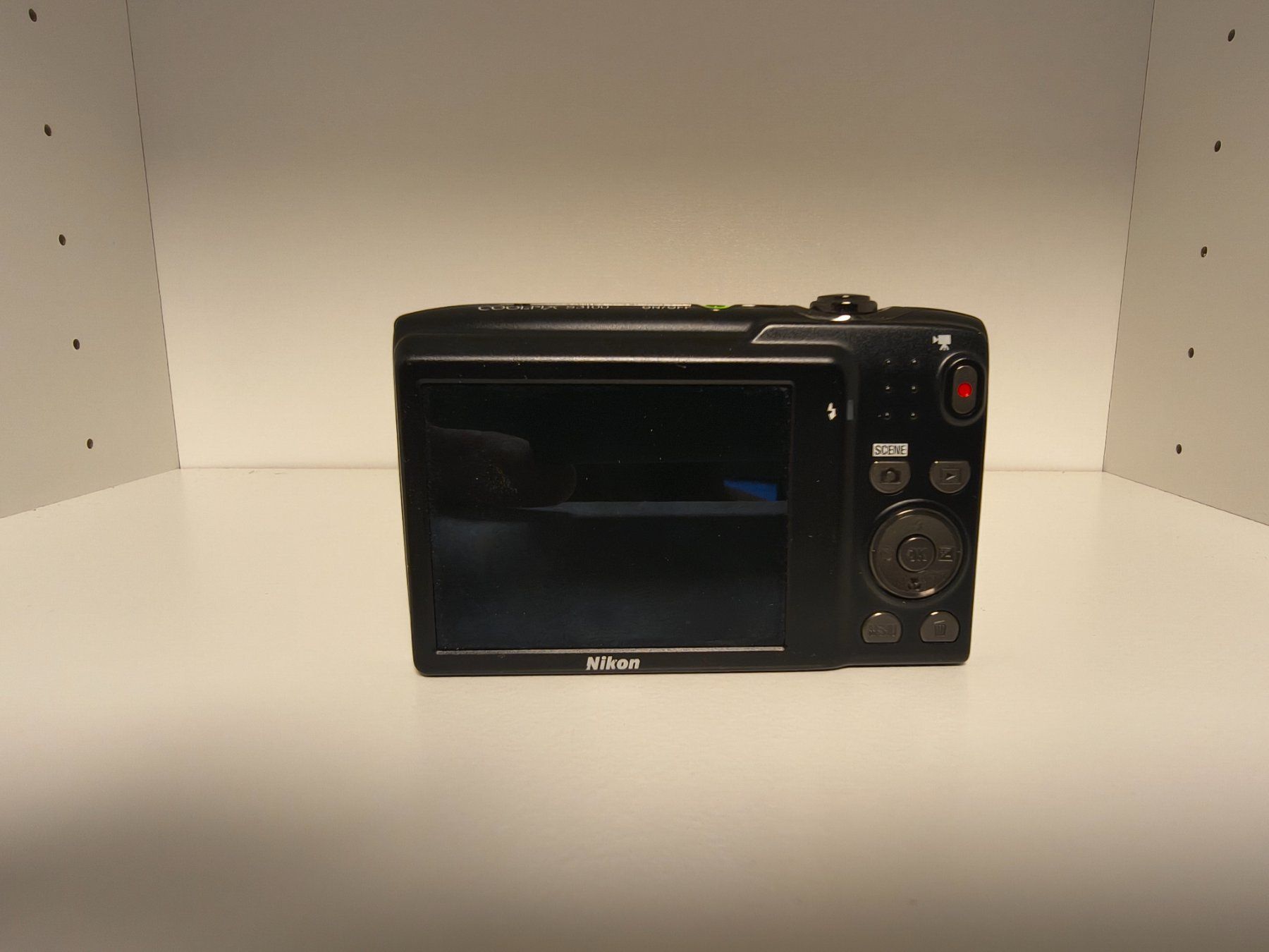 Nikon Fotocamera: Digitalkamera - Nikon Coolpix S3100 mit Ladegerät – Usato da Schaffhausen venduto da thugNme 6