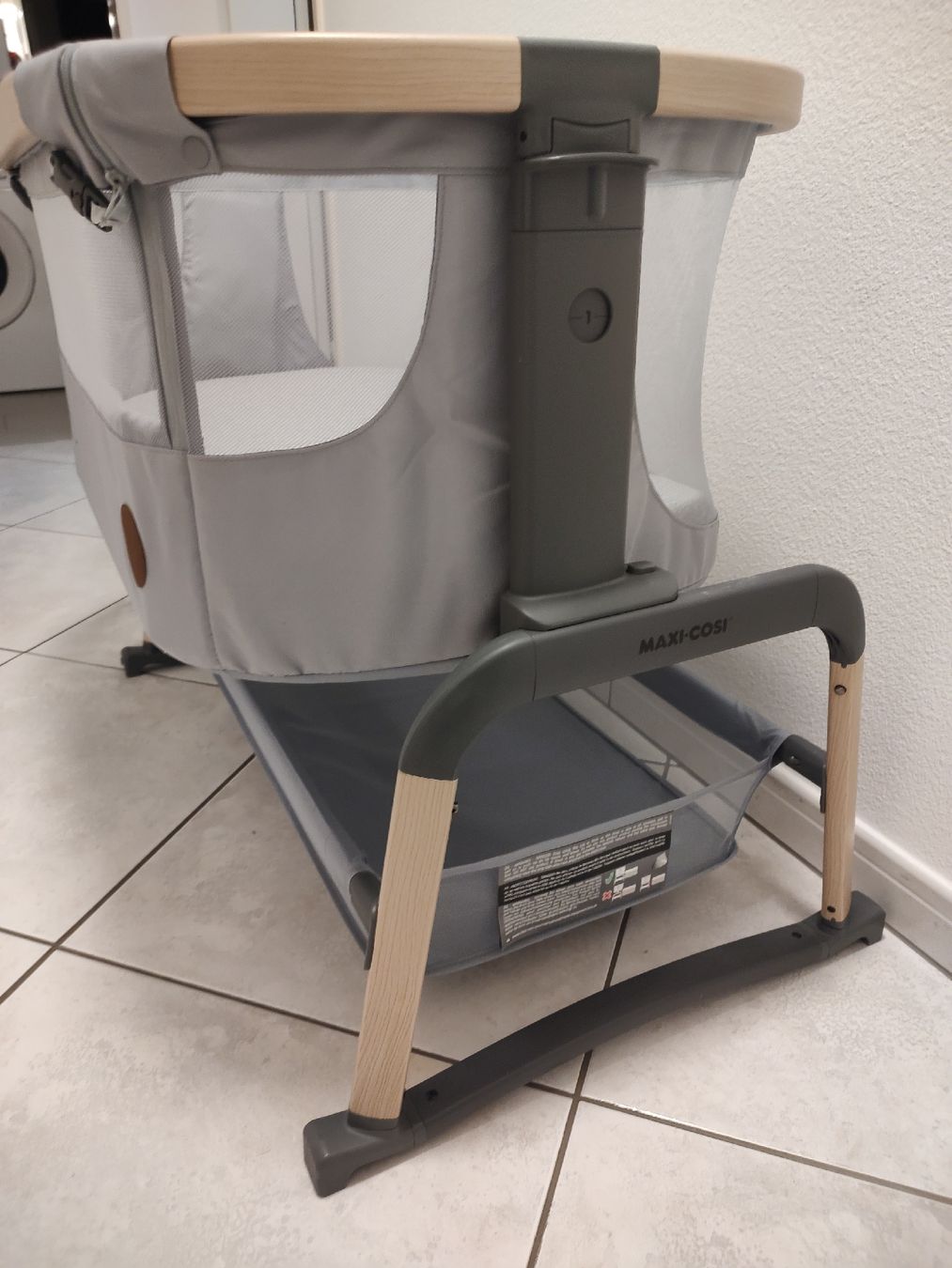 Culle: Maxicosi Iora baby bed cot  – Usato da Dietikon venduto da sar_vsq9 3