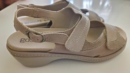 Sandalen 39 beige
