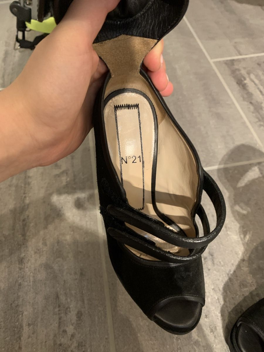 Damenschuhe: Sandalen mit Absatz, Schuhe, N 21 original – Gebraucht aus Zell LU von AliAli24 3