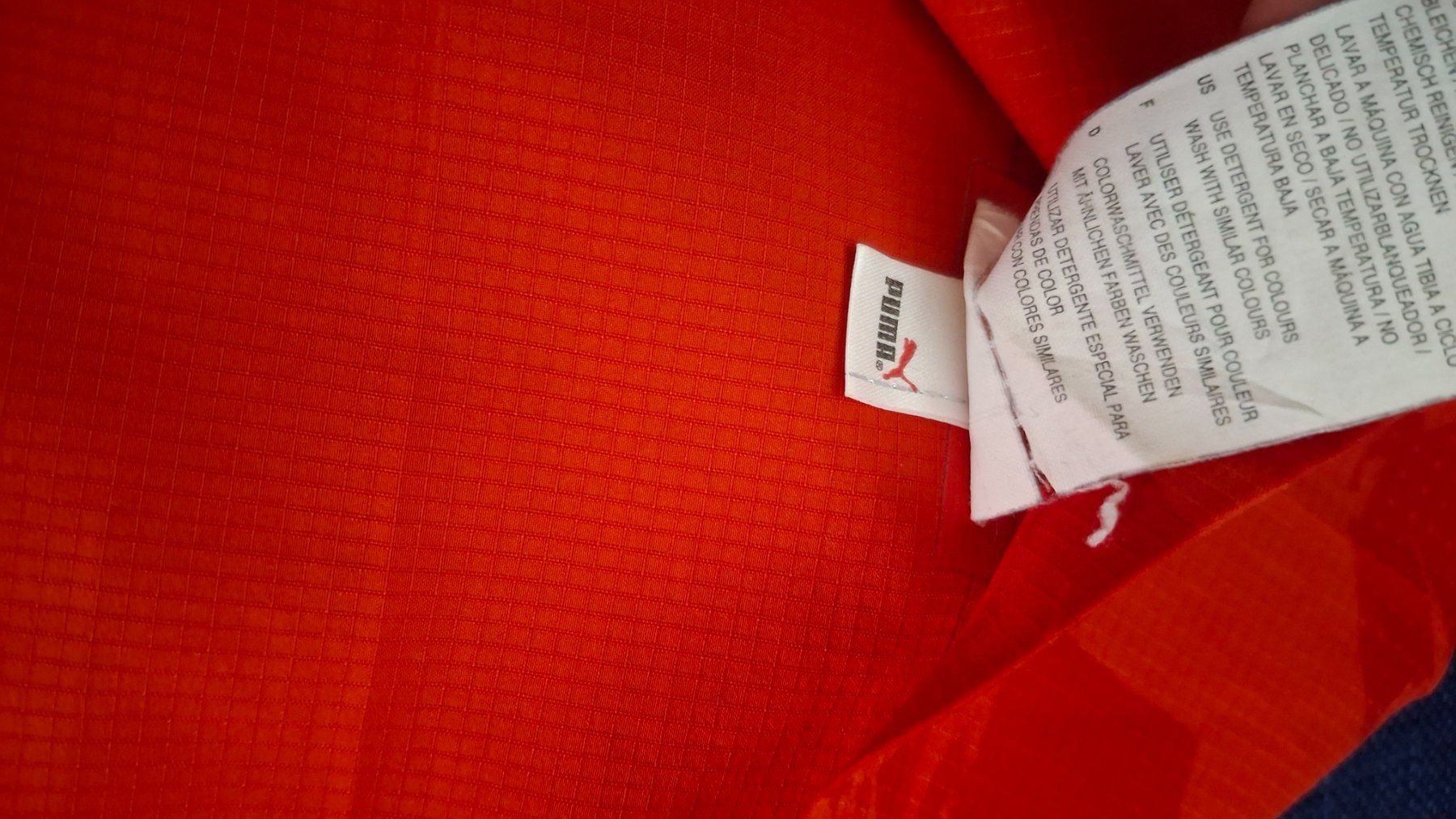 Schweizer Nati Canottiere & Pantaloni: Switzerland Nati 2006 world cup puma – Usato da Yverdon-les-Bains venduto da flo_8fgr 6