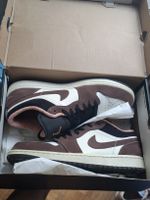 Nike Air Jordan 1 Low mocha brown