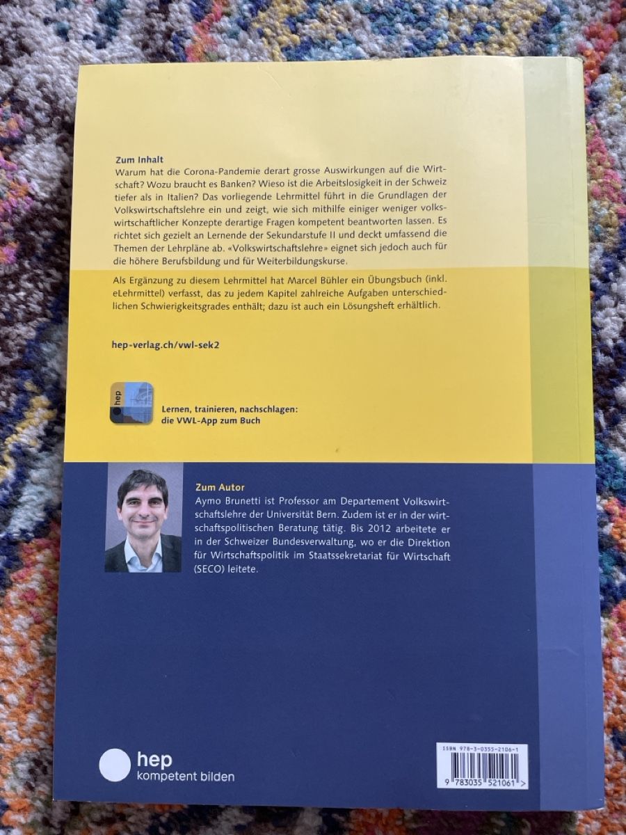Livres: Volkwirtschaftslehre Buch – Neuf (Voir description) à Winterthur par len_d2hz 1
