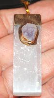 Halskette D-1001 – Selenit mit Amethyst