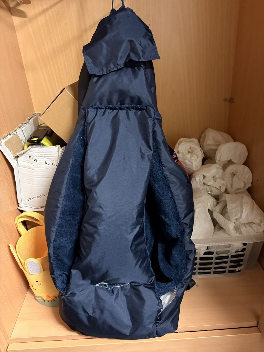 Sacchi a pelo: Fussssack für Babyschale, blau – Usato da Pfäffikon ZH venduto da Sil-Vany 1