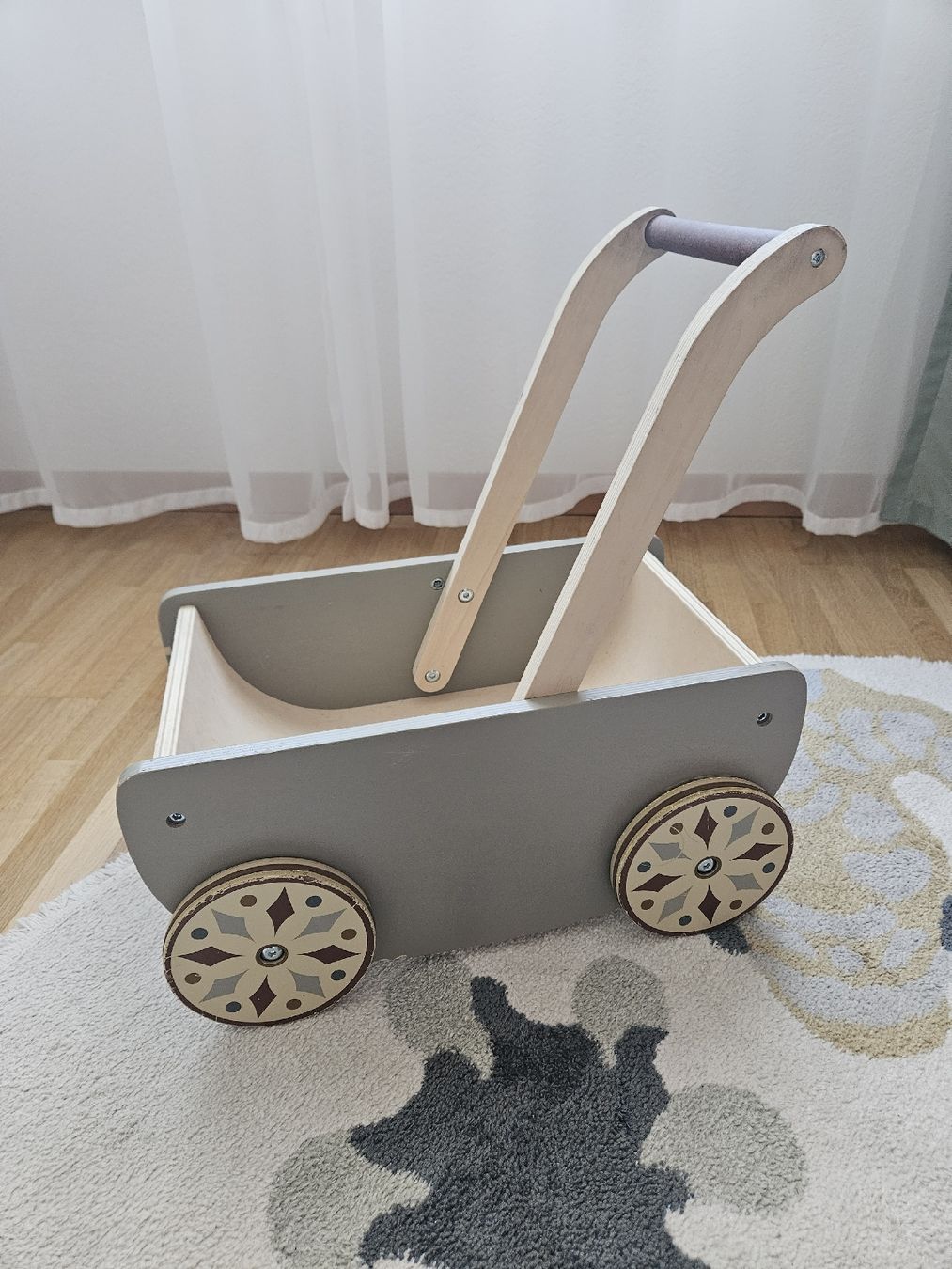 Spielzeuge: Lauflernwagen mysnowflake – Gebraucht aus Volketswil von lar_di24
