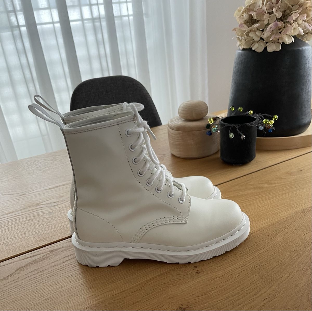 Dr. Martens Scarpe da donna: Weisse Dr. Martens, Gr. 37 – Nuovo (secondo la descrizione) da Roggwil TG venduto da MiryamM 1