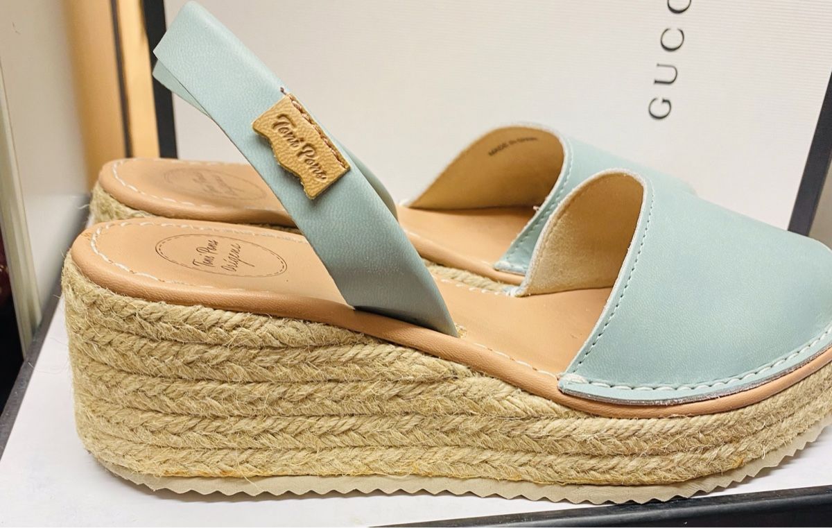 Scarpe da donna: TONI PONS plateau 36 – Usato da Clarens venduto da Piluka 1