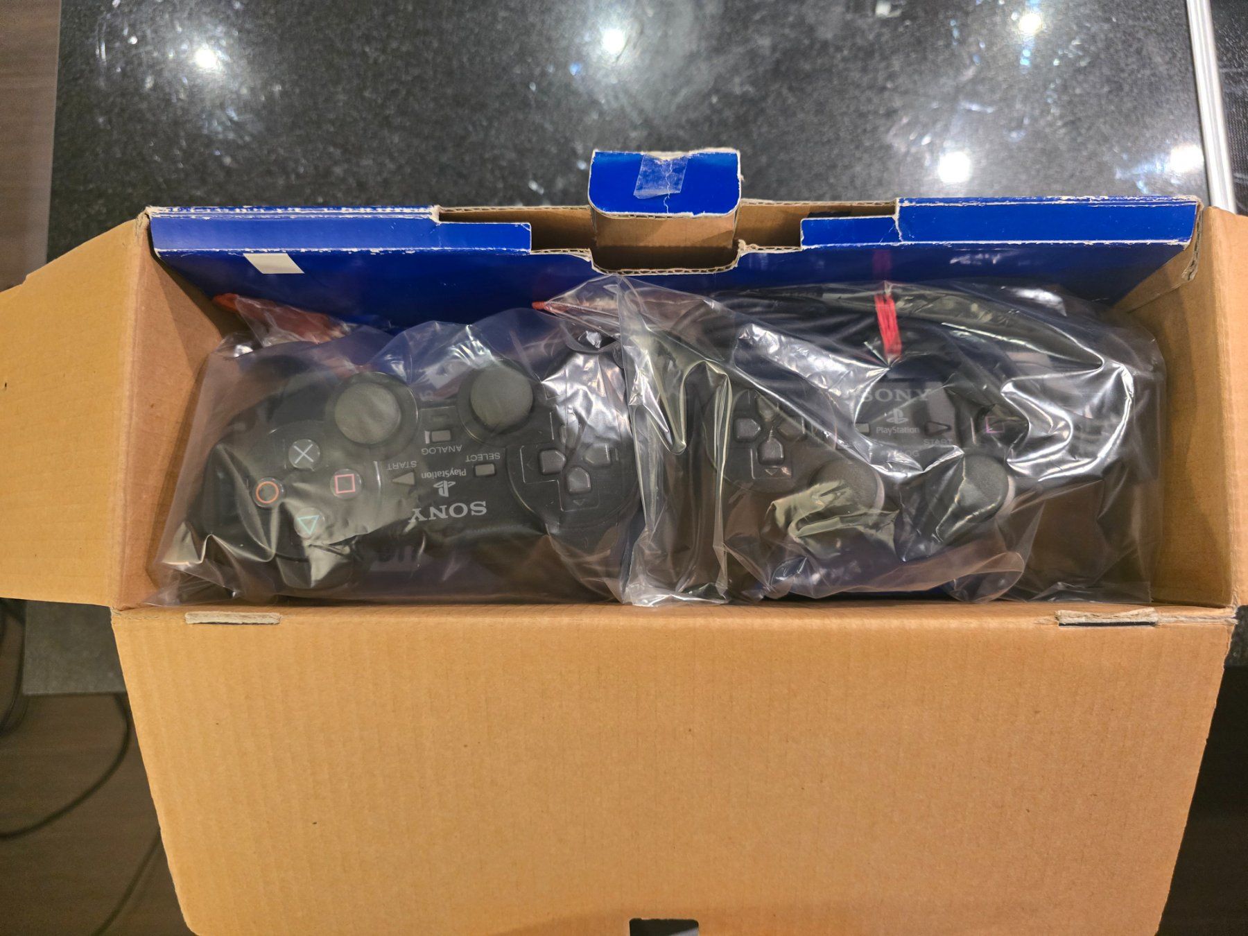 Sony Console: PS2 mit OVP +GTA Kollektion – Usato da Hombrechtikon venduto da embenito 4