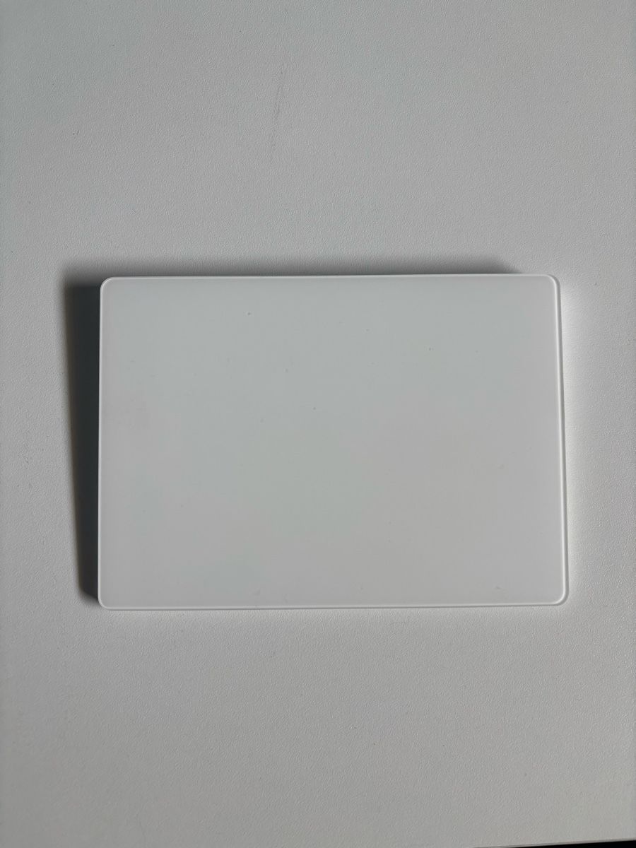 Apple Mouse: Apple Magic Trackpad with Bluetooth – Nuovo (secondo la descrizione) da Thun venduto da lau_96bj 2