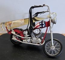 US-Chopper Deko-Motorrad mit Schnapsflasche