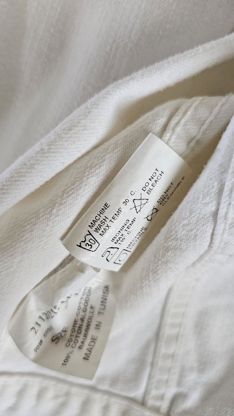 DKNY Giacche: DKNY weisse kurze Jeansjacke – Nuovo (secondo la descrizione) da Olten venduto da Magnum2001 5