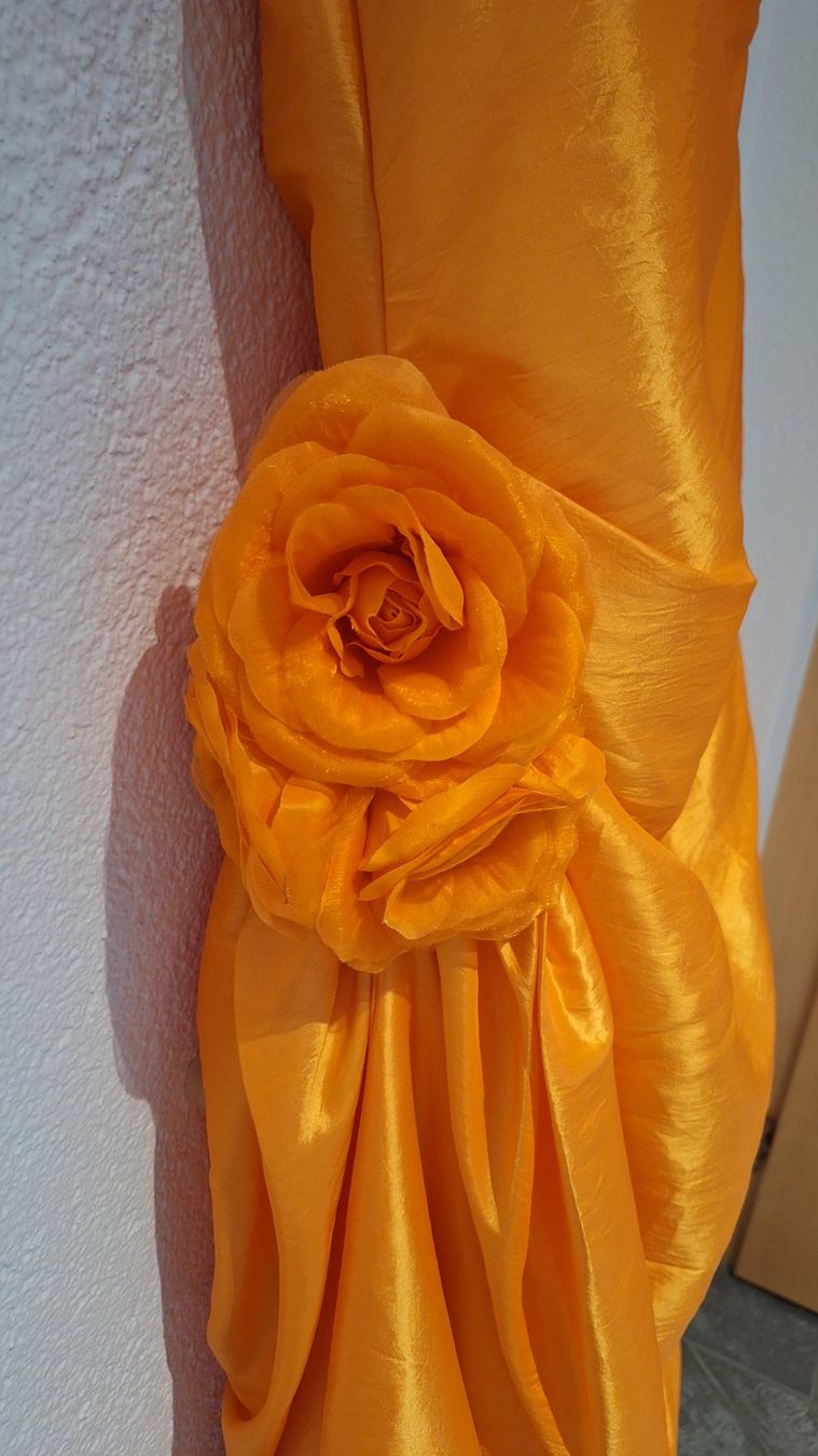 Vestiti: Abendkleid Cocktailkleid Orange Blume - Junvens Grösse 38 – Usato da Altstätten SG venduto da bon_sy7p 1