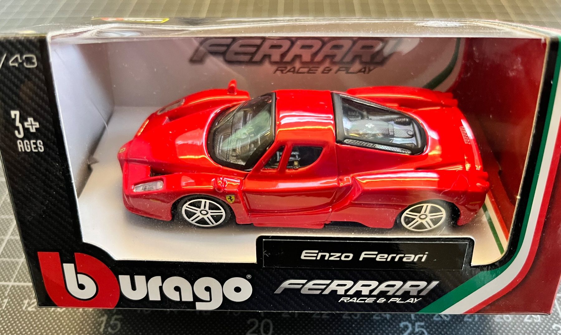Ferrari Modellautos: Modellauto Ferrari 1:43 – Neu und originalverpackt aus Buus von Hofco 1