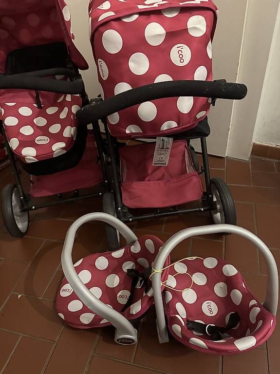 Voitures de poupées: 2 Puppenwagen Icoo – D'occasion à Zürich par hoso256 1