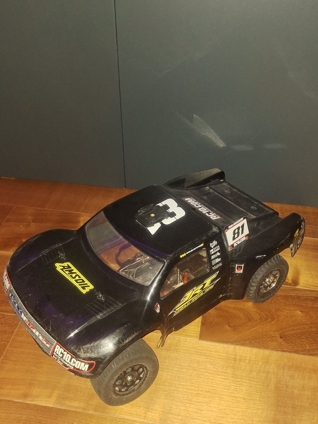 Modellismo RC: Team Associated SC10.3 JRT Brushless – Usato da Fraubrunnen venduto da smo_zs8w