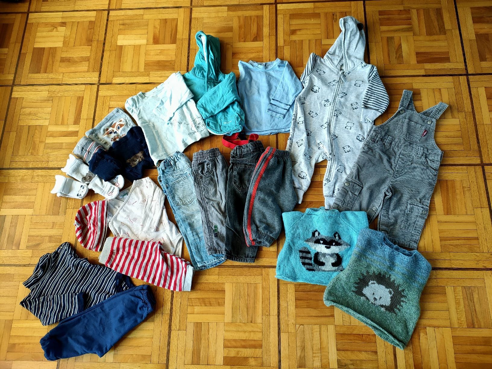 Lotti & Set di vestiti: Lot habits garçons 6 mois – Usato da Monthey venduto da Vs_vS