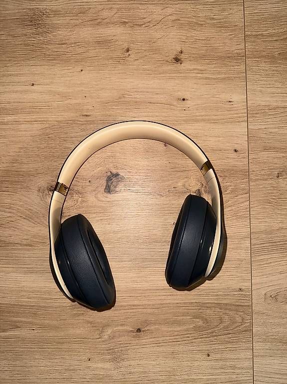 Beats Cuffie: Beats Studio3 Kopfhöhrer – Usato da St. Gallen venduto da edihida 3