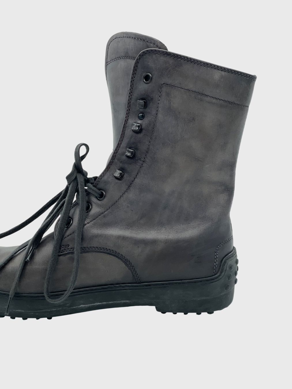 Tod'S Scarpe da uomo: Tod's Gommino Combat Stiefel EU 41.5 Grau – Usato da Zürich venduto da shoe_shop 4