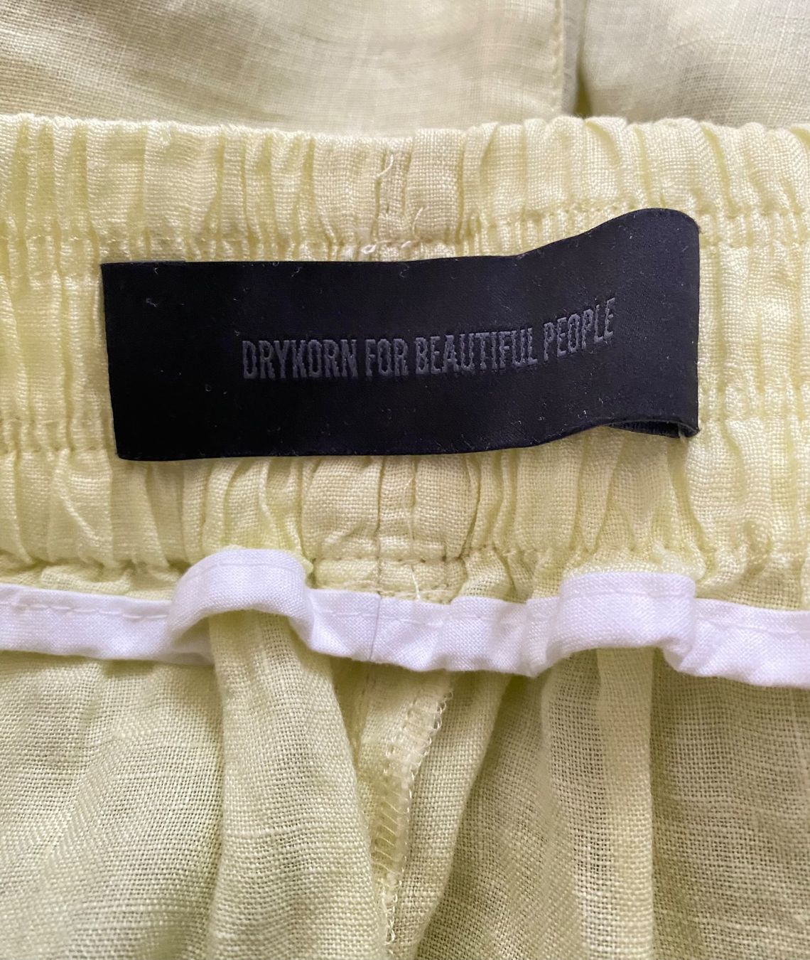 Drykorn Camicette: DRYKORN Shorts - neu - – Nuovo (secondo la descrizione) da Jona venduto da vanessasupermarket20 7