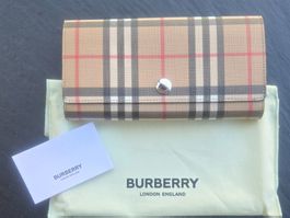 Burberry Check Continental / Halton Geldbörse Neu