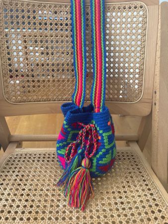 Tasche multicolore gehäckelt gewoben
