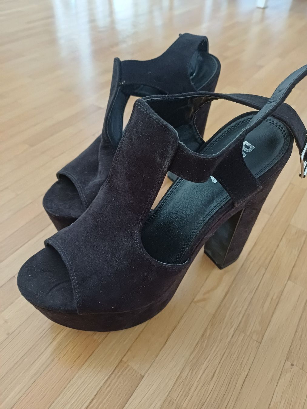 Chaussures femmes: Pumps – D'occasion à Rothenburg par lauraaurora