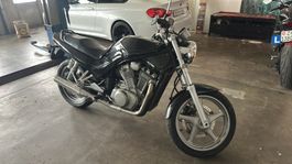 SUZUKI VX800