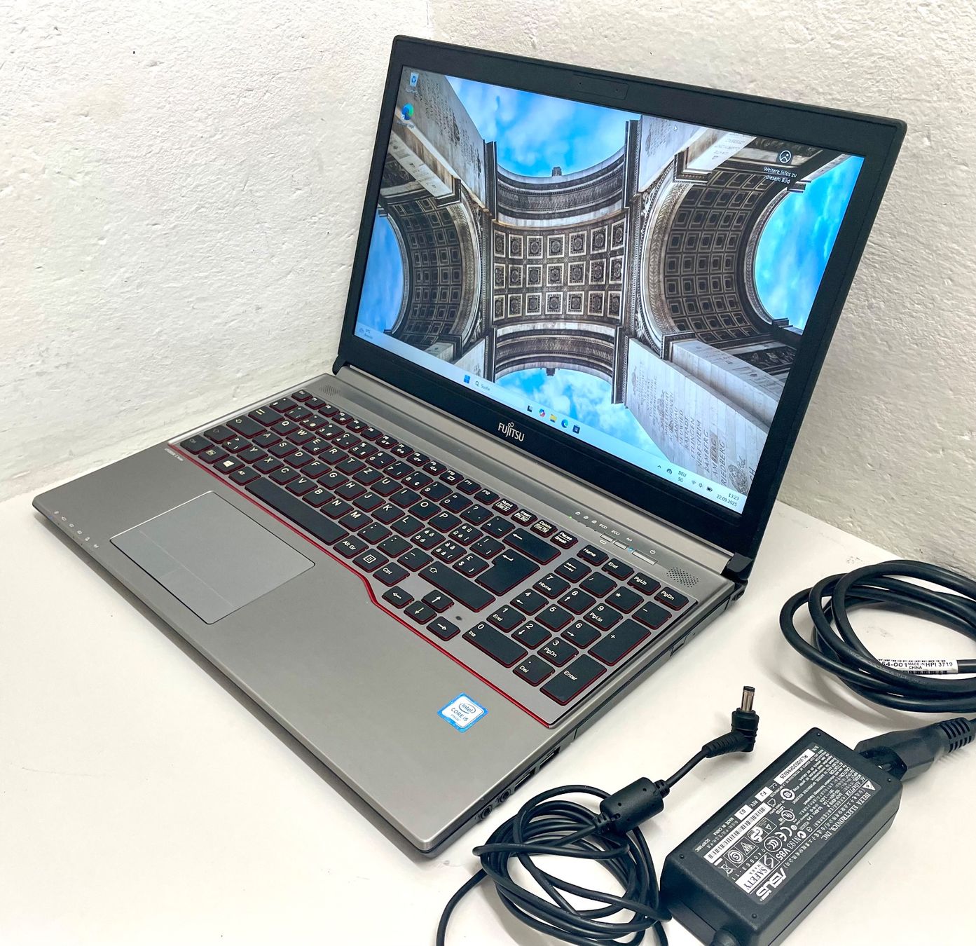 Fujitsu PC: Fujitsu E756 i5/16GB/256GB/Win11pro – Usato da Niederdorf venduto da LeptonAG