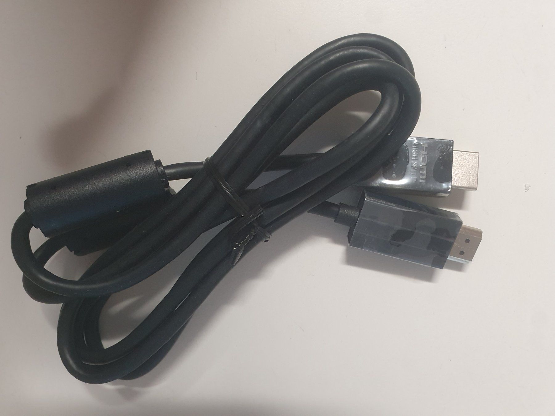 Microsoft Cavi: Original XBox One HDMI-Kabel TV PC 2m – Nuovo e nell'imballaggio originale da Zürich venduto da eymen20 1