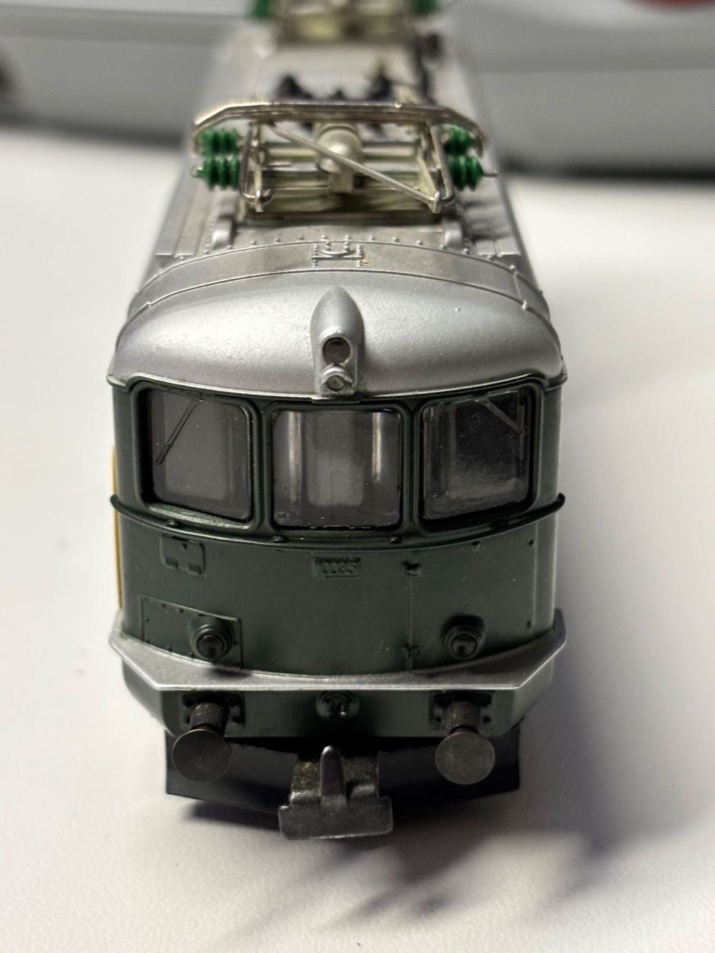 Hag Modellini di ferrovie: HAG Re 4/4 I grün – Usato da Rothenburg venduto da Vanzonk 2