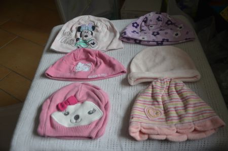 TAILLE 62-68 - 6 BABY MUTZE - (H)