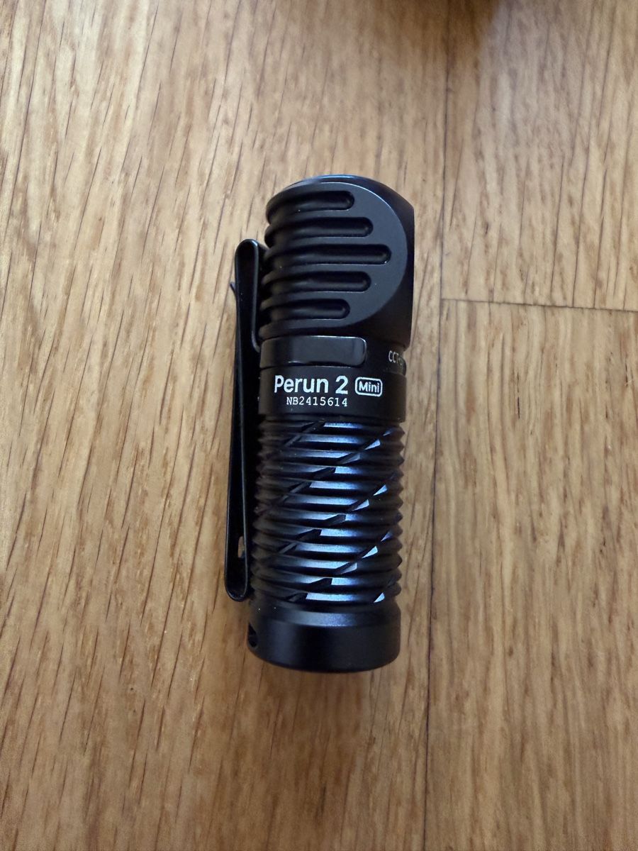 Lampade: Olight Perun 2 Mini + Klarus Mi7 Headlamp/flashlight – Nuovo (secondo la descrizione) da La Tour-de-Peilz venduto da bma_s97h 1